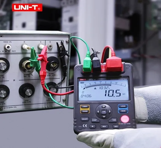 UNI T UT513A Insulation Resistance Tester