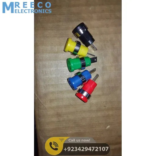 1Pcs 4mm banana plugs Banana Jack Socket Dia 4 panel binding post Terminal Banana plug hole - (Color: Yellow or Green) - Back View