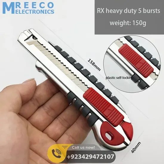 Heavy Duty Knife 24mm Alloy Steel Blade Cutter - Close-up