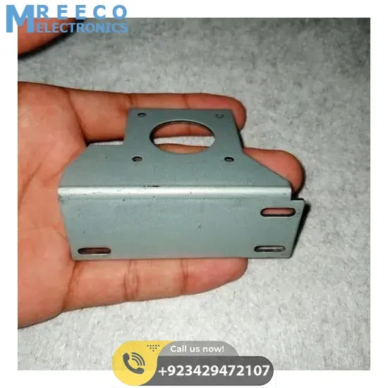 NEMA17 Stepper Motor Mounting Bracket NEMA17 Fitting In Pakistan - Angle View
