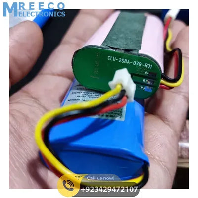 Stock Lot Rechargeable 2000mAh 7.4V Li-ion Battery Pack for Arduino Robots - Side View