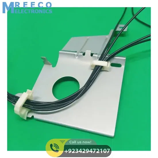 PCB inserting hole cable clamp, body Pcb inserting cable clamps - Bottom View